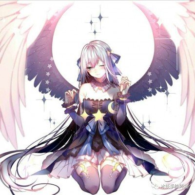 女子亲宝宝脚丫嘴唇肿成香肠